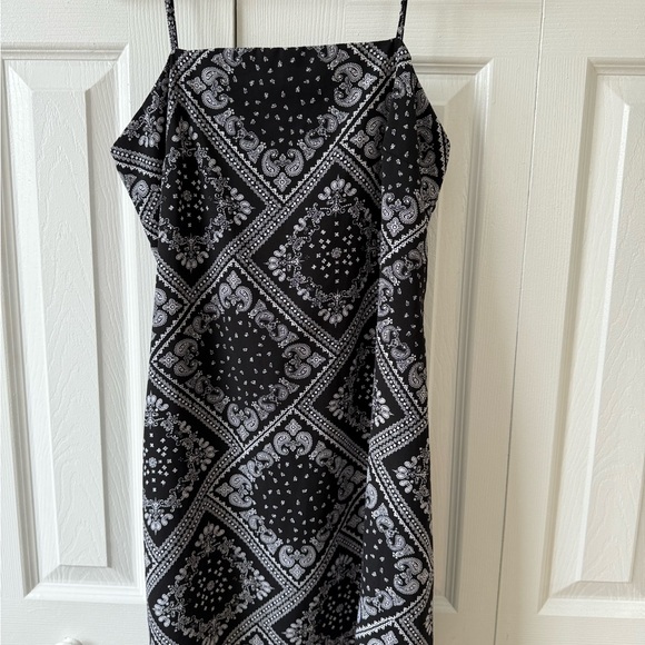 miami Dresses & Skirts - Miami Black and Gray Strapless Dress